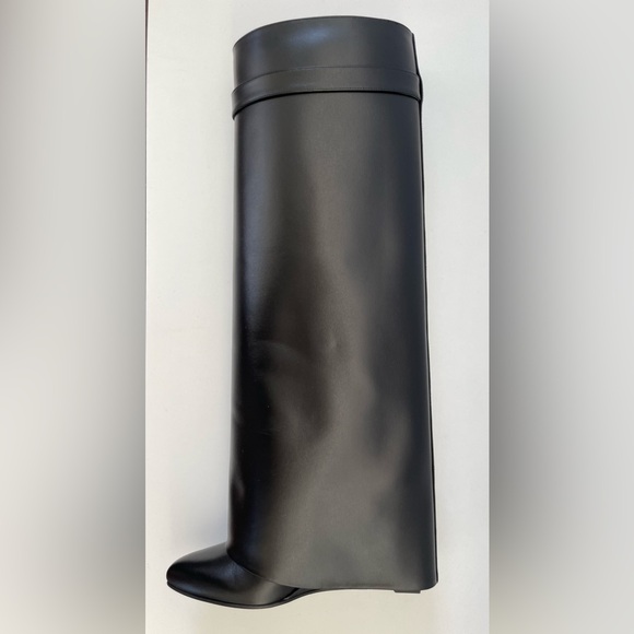 Givenchy Shark Lock Boots in Black Calf Leather size 38.5 - Picture 7 of 14